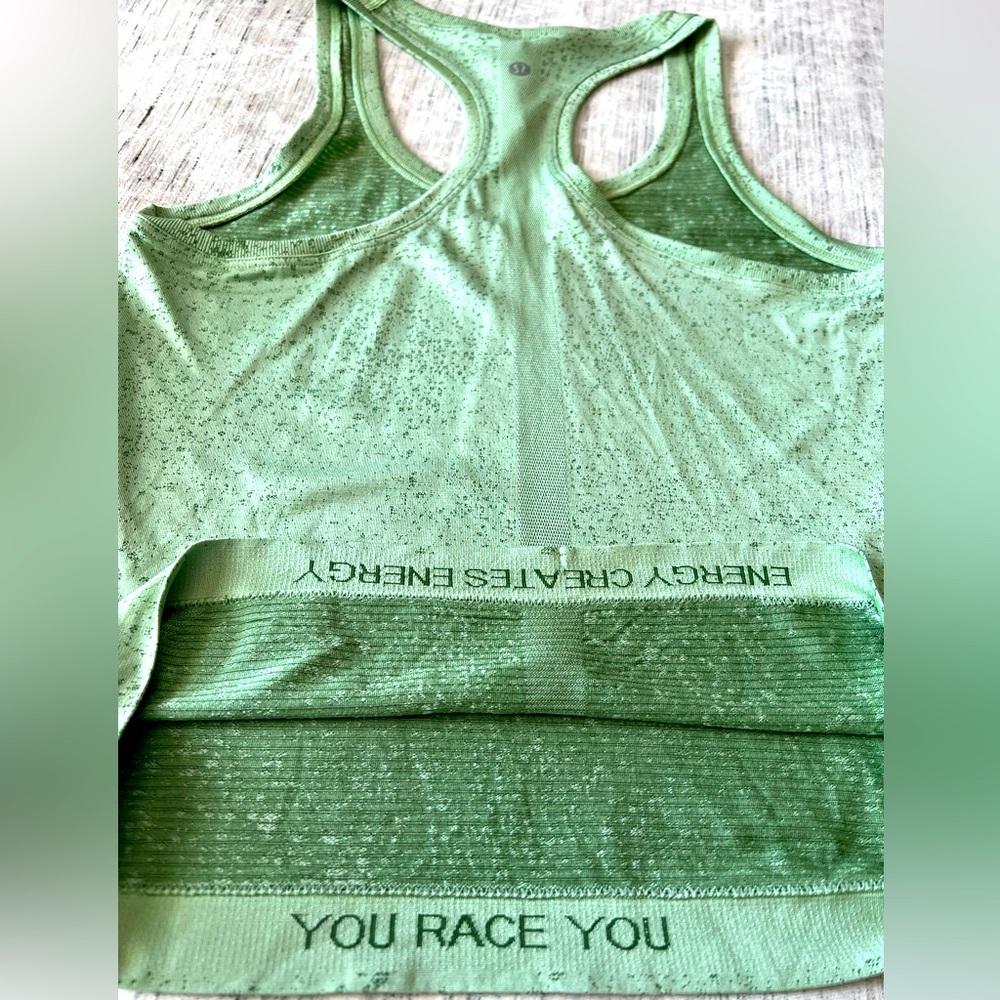 Lululemon swiftly tech racerback tank 2.0, race length - Picture 8 of 9